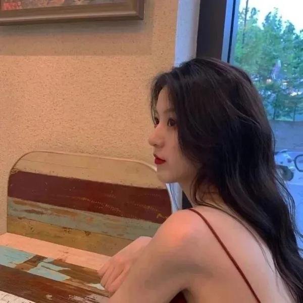 双生儿海报