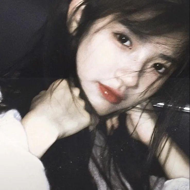 胡萝卜小姐海报