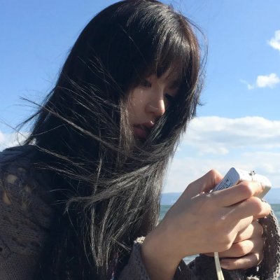 女校春色海报